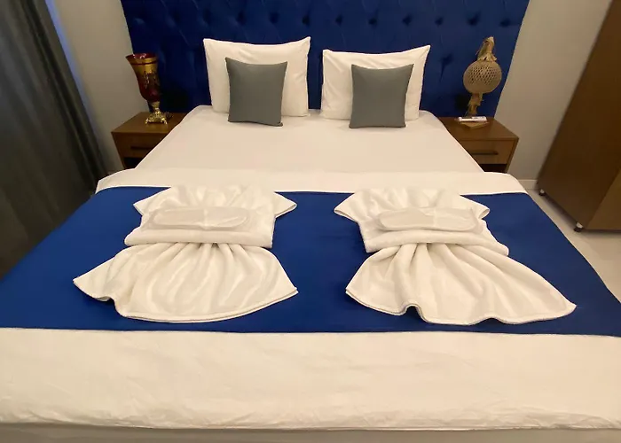 Big Peace Aparthotel 3*