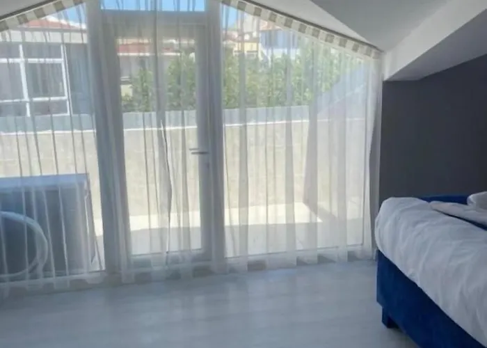 Big Peace Aparthotel 3*