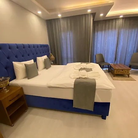 Big Peace Apartahotel 3*