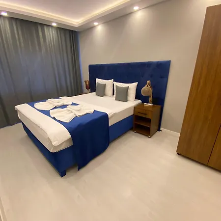 Big Peace Apartahotel 3*