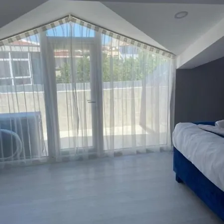 Big Peace Aparthotel 3*